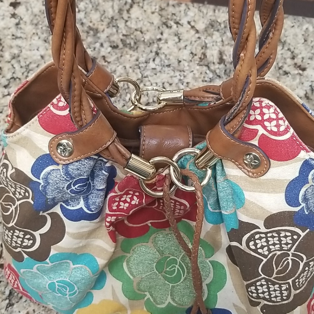 Flower Pattern Purse - Picture 3 of 16